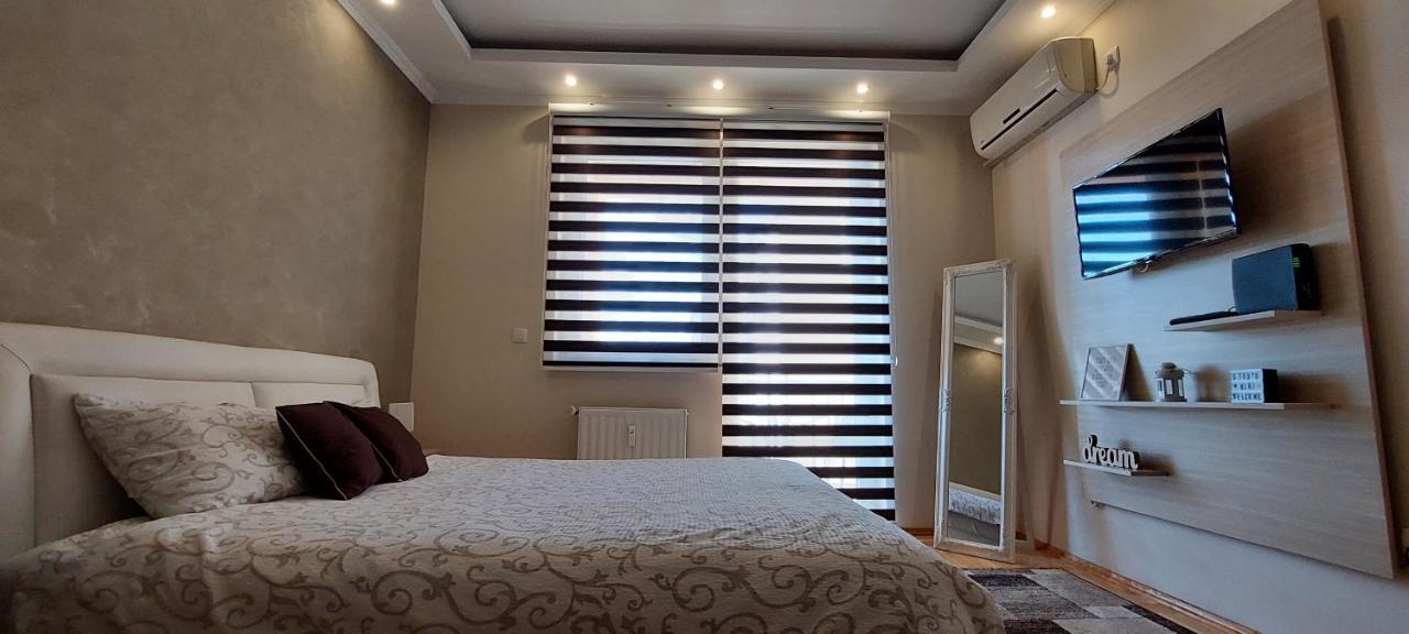 Apartman Studio Niki Суботица Экстерьер фото